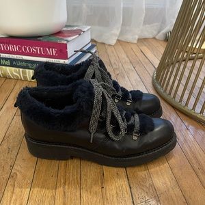 Ankle boots w/ real fur